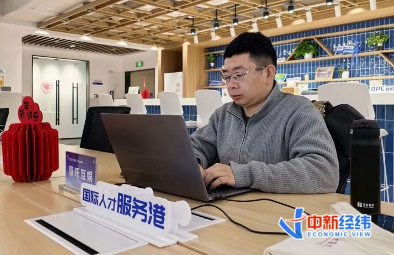 “一人公司”火了，老板每天都干啥？