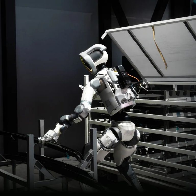 2028，人形机器人的「生死线」