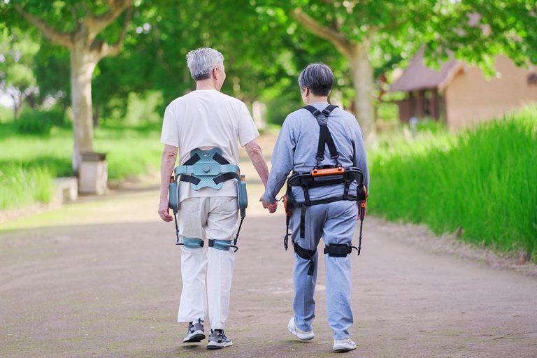 一家想让外骨骼成为「人体器官」的公司，再获亿元级融资